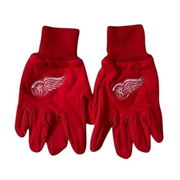 Vintage 90s Embroidered Detroit Red Wings Hockey Red Jersey Gloves - Picture 1 of 5